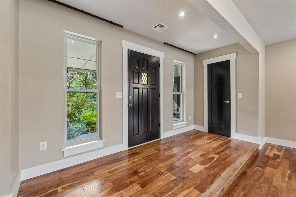 4109 Sooner Court Property Photo 6