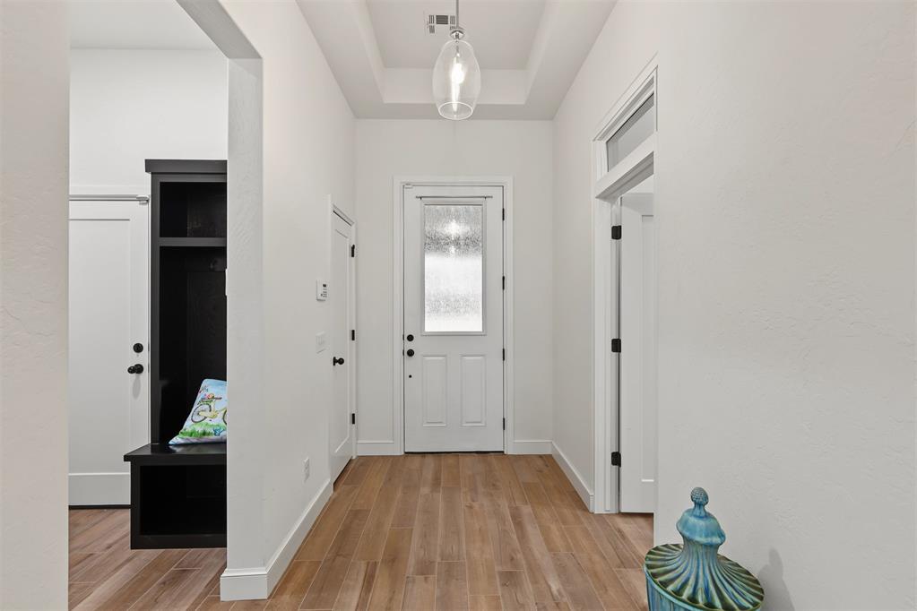 14716 Palmerston Drive Property Photo 4