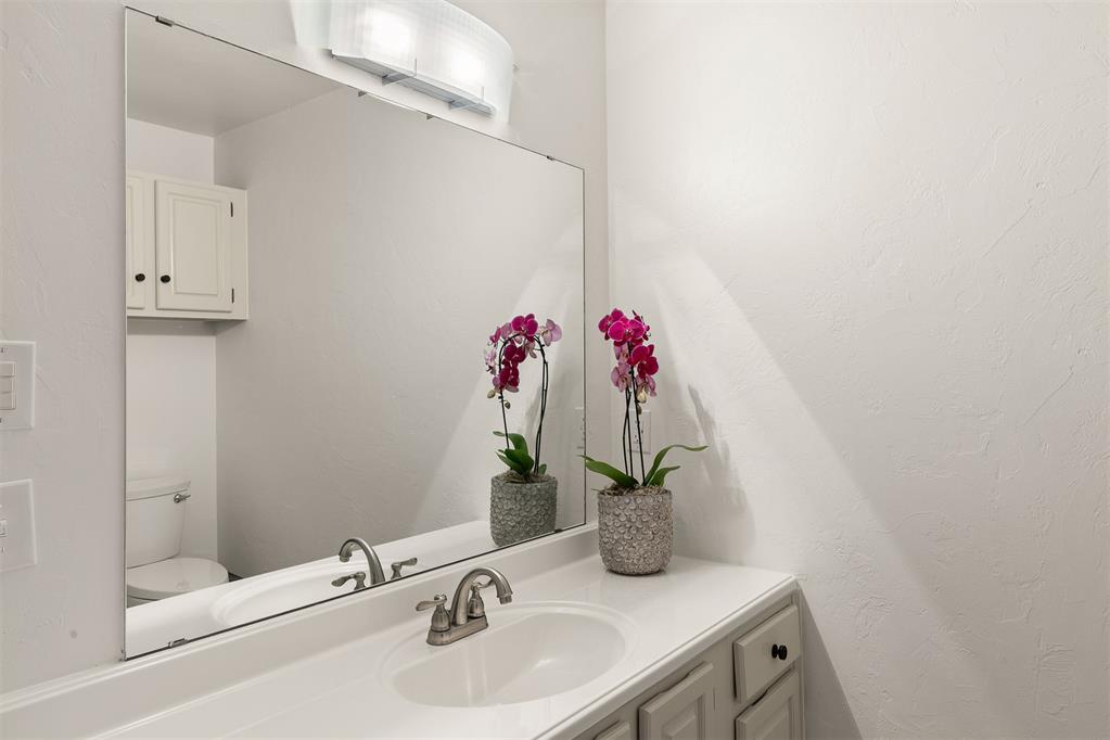6325 N Villa Avenue 110 Property Photo 29