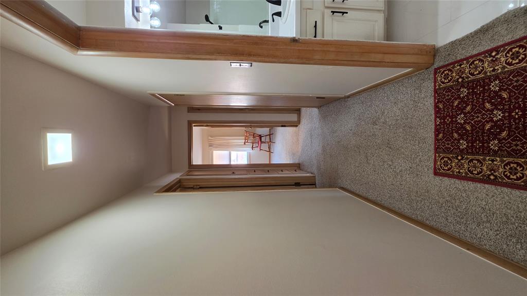 2800 N Dornick Drive Property Photo 11