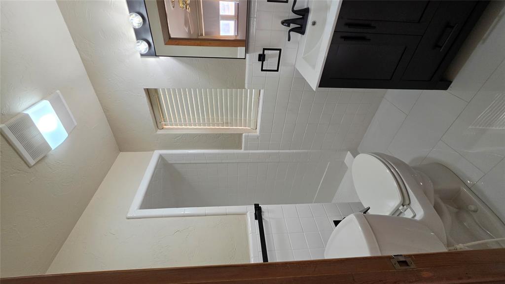 2800 N Dornick Drive Property Photo 19