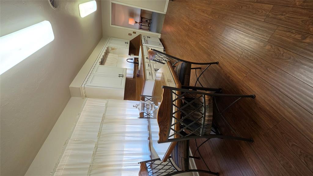 2800 N Dornick Drive Property Photo 26
