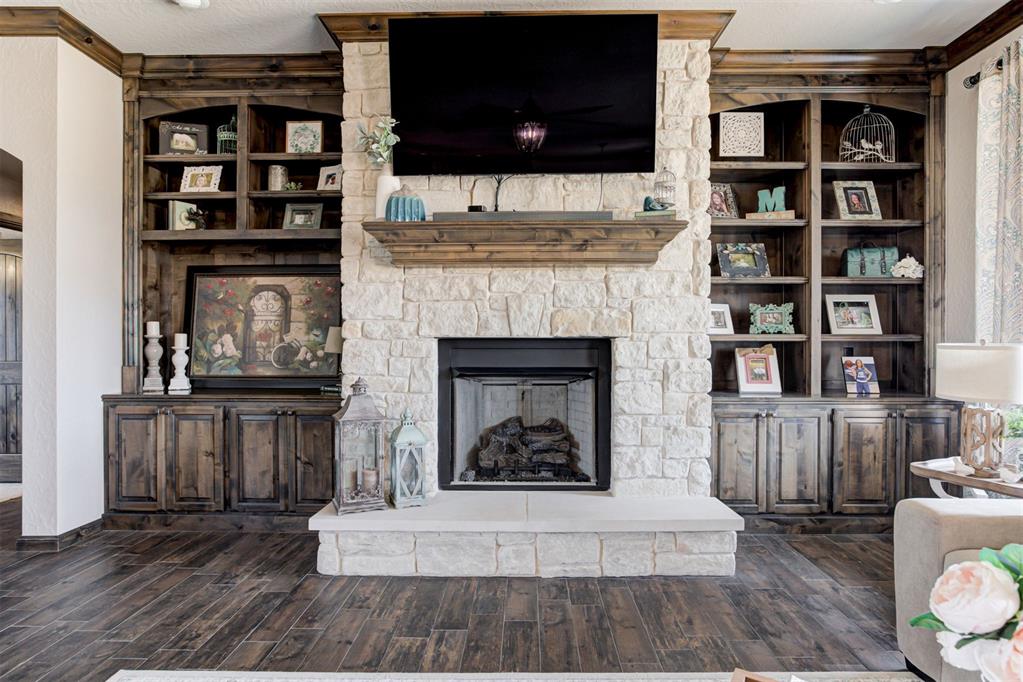 203 Raye Place Property Photo 8