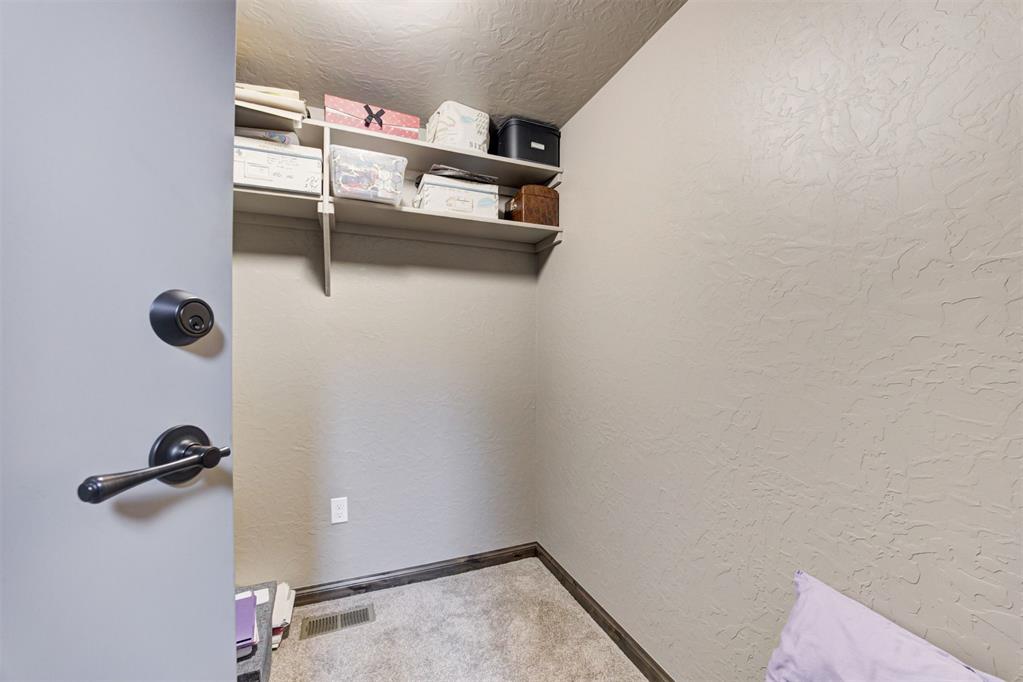 203 Raye Place Property Photo 27