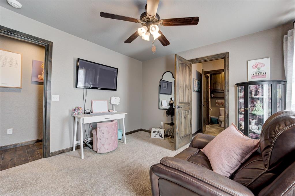 203 Raye Place Property Photo 33