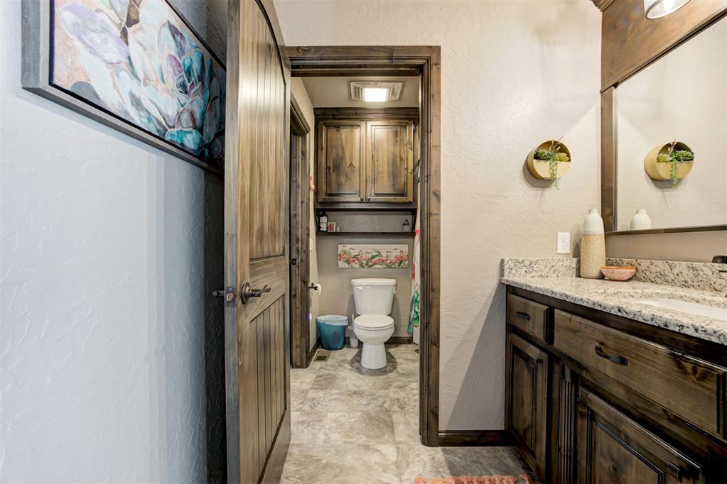 203 Raye Place Property Photo 34