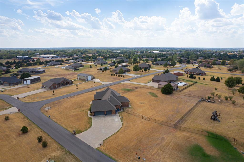 203 Raye Place Property Photo 48