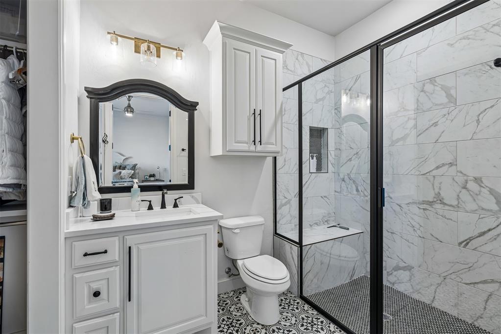 201 Saint Claire Drive Property Photo 28