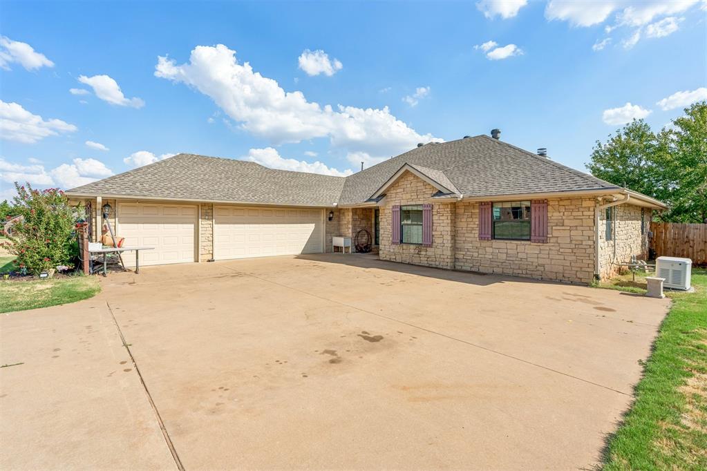 1629 Canyon Bluff Road Property Photo 2
