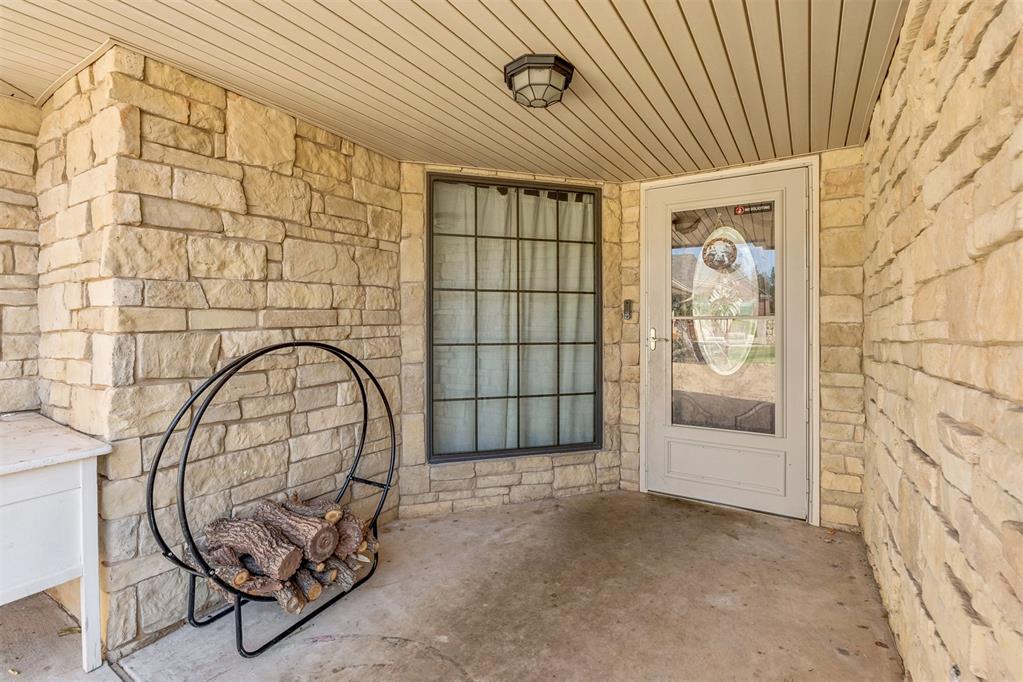 1629 Canyon Bluff Road Property Photo 3