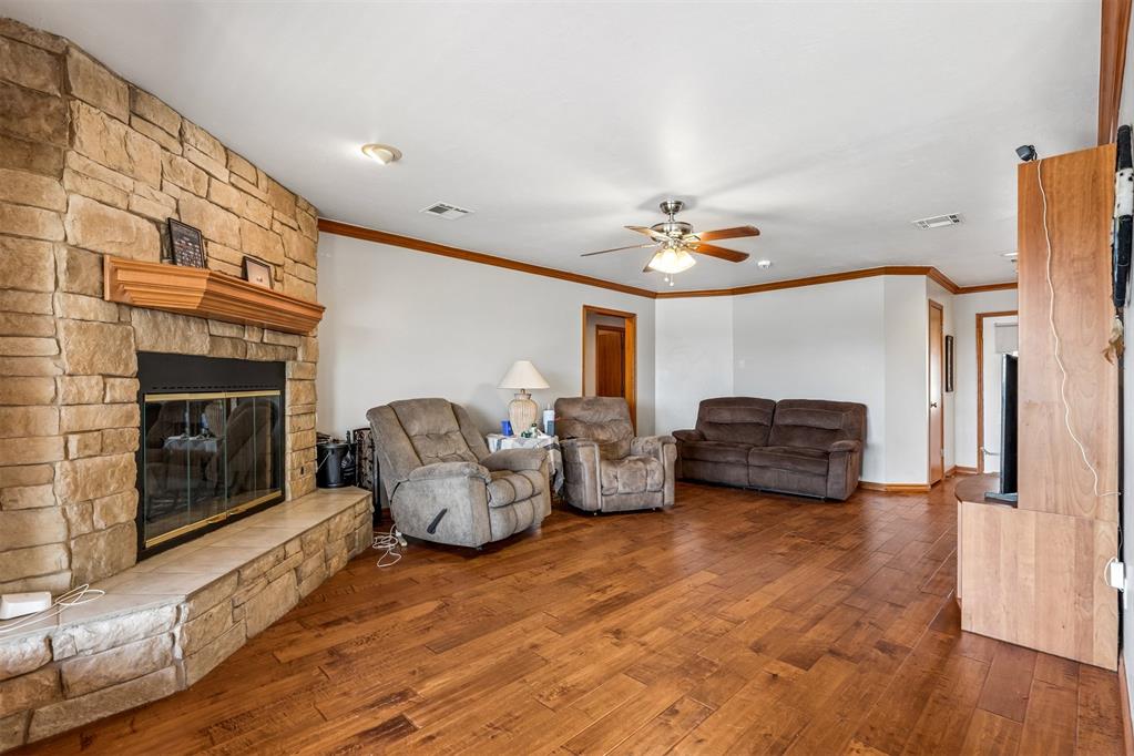 1629 Canyon Bluff Road Property Photo 5
