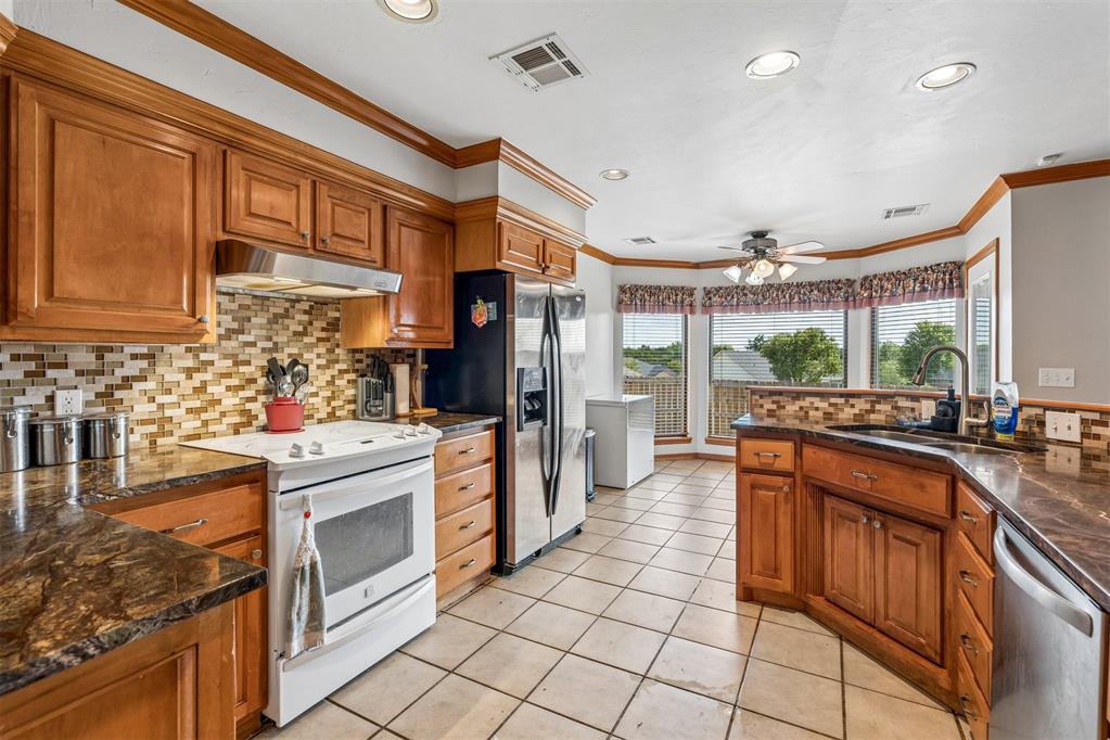 1629 Canyon Bluff Road Property Photo 10