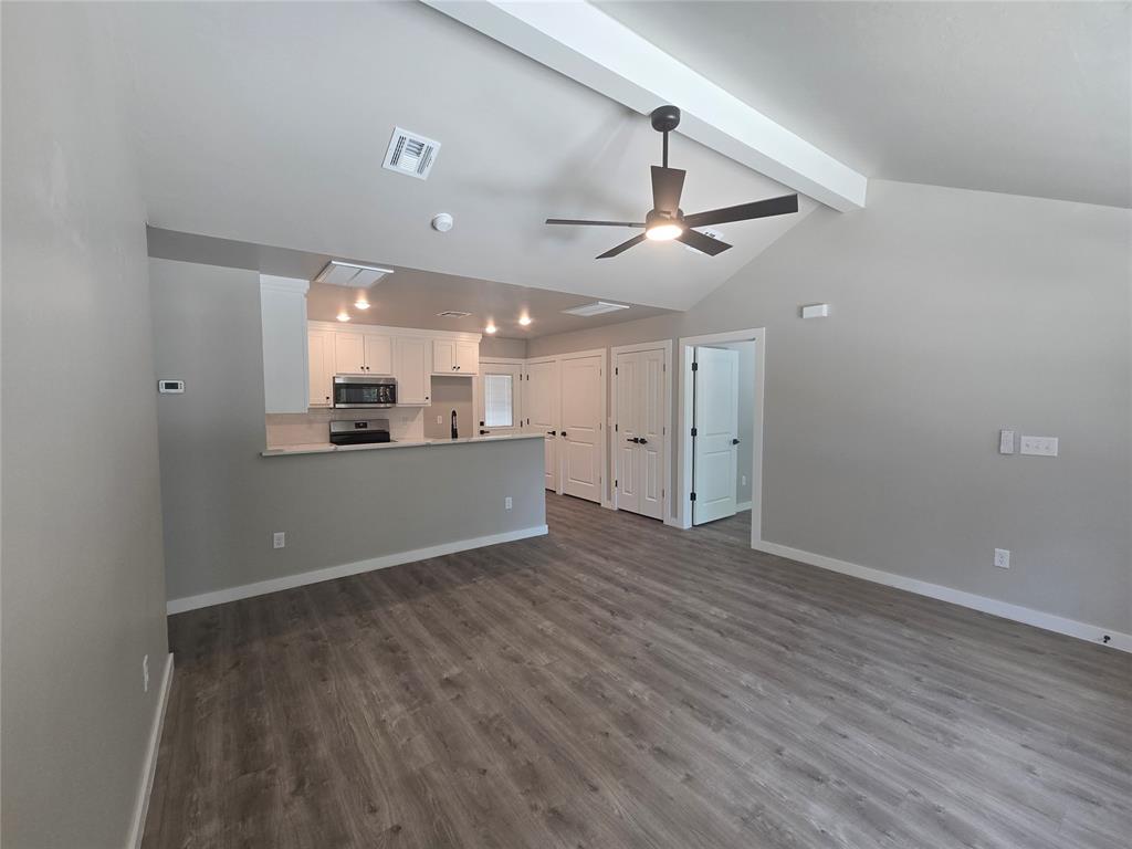 1304 E Margaret Street Property Photo 4