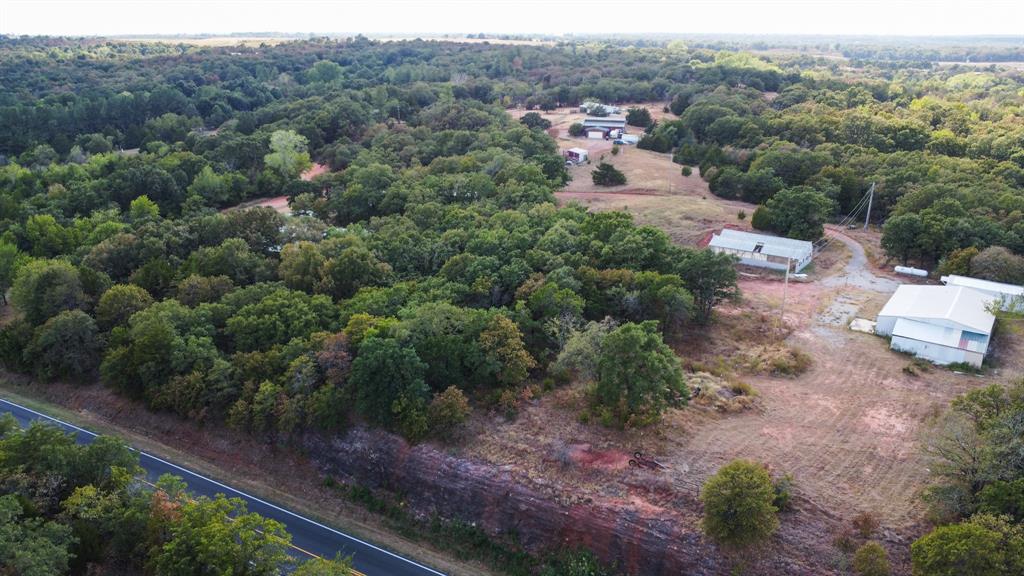 10635 N Luther Road Property Photo 11