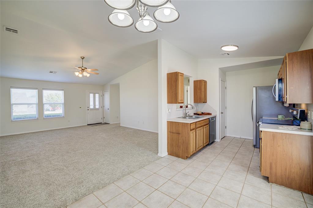 524 English Elm Lane Property Photo 13