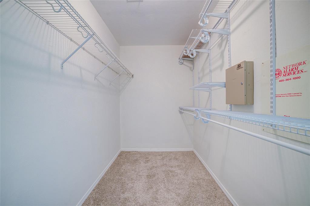 524 English Elm Lane Property Photo 23