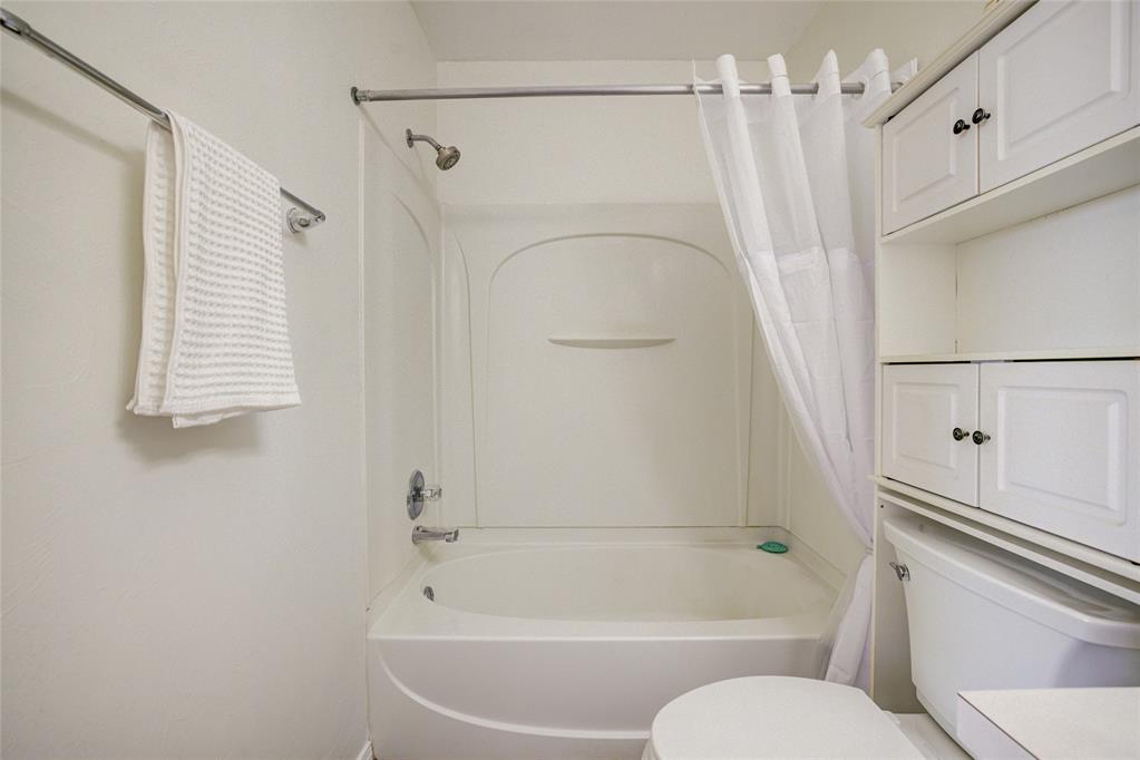 524 English Elm Lane Property Photo 25