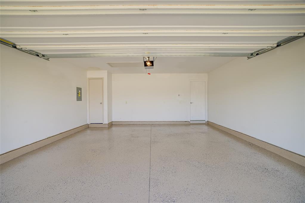 524 English Elm Lane Property Photo 28