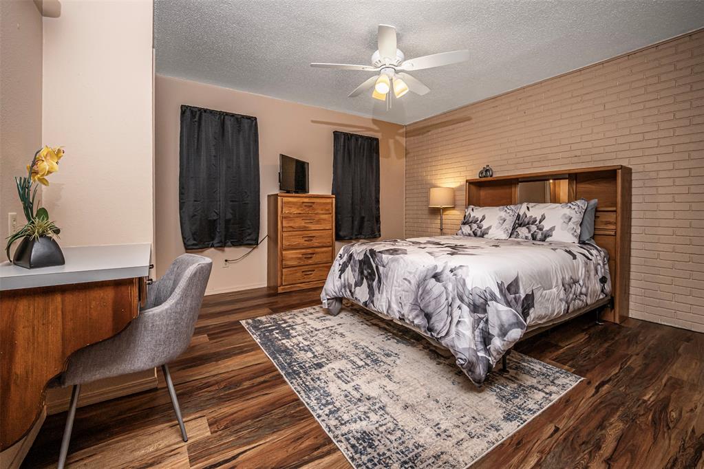 11307 N May Avenue D Property Photo 22