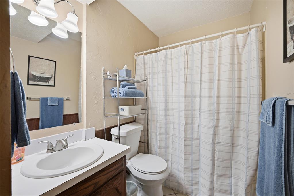 11307 N May Avenue D Property Photo 23
