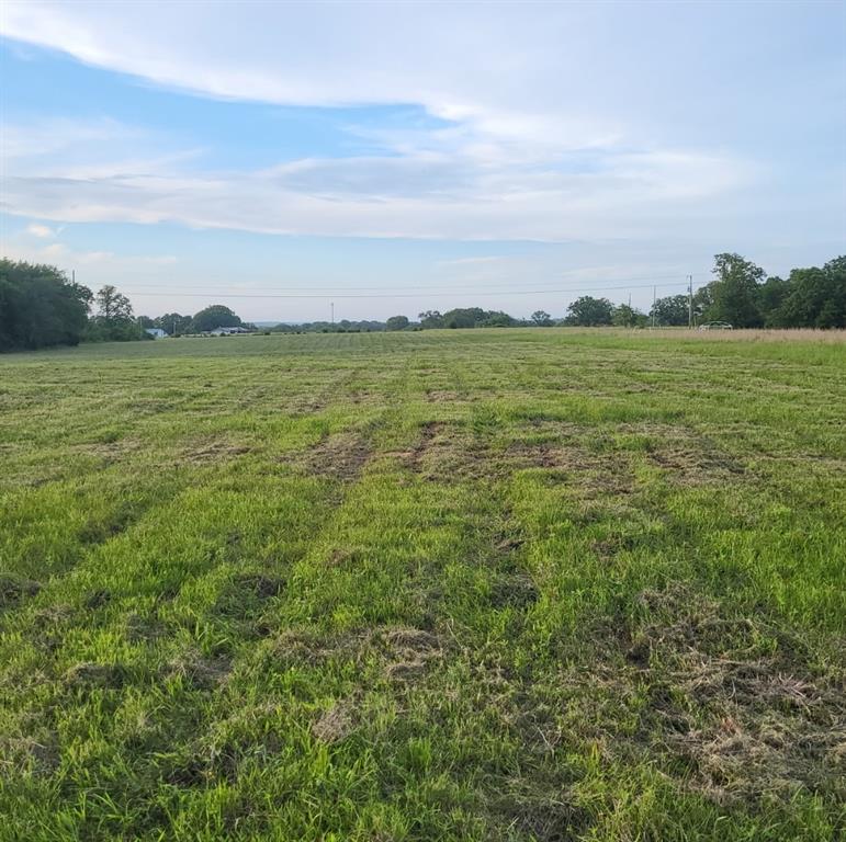 379059 E 1180 Road Property Photo 4