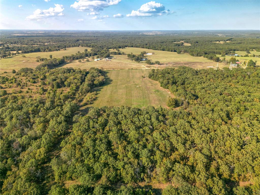 379059 E 1180 Road Property Photo 5