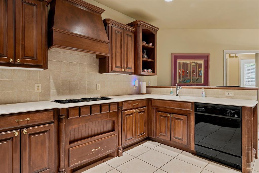 3008 Viewmont Court Property Photo 22