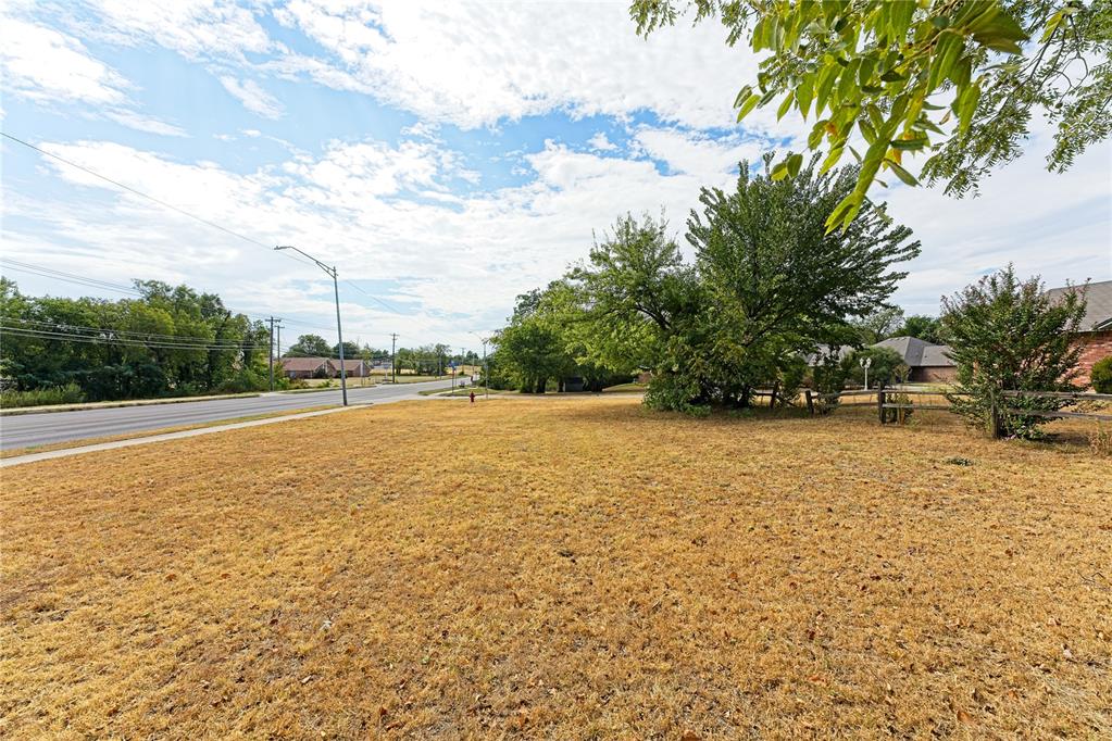 1250540 Property Photo 6