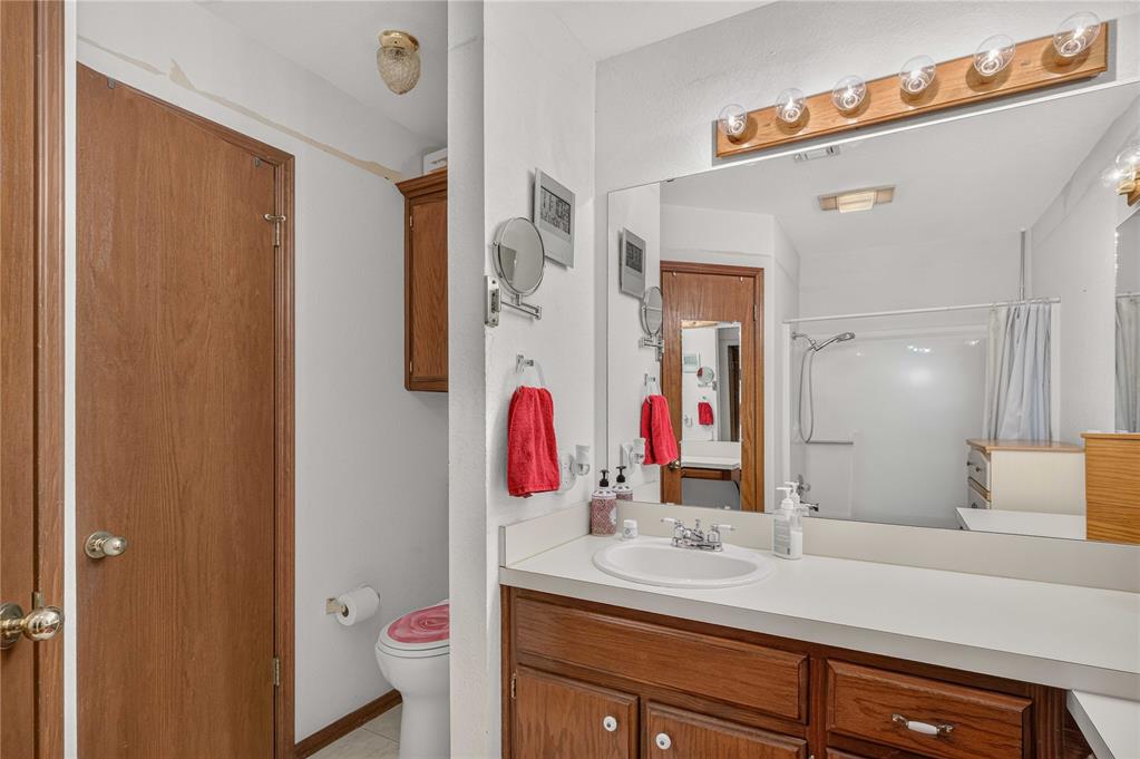 18233 Sierra Lane Property Photo 20