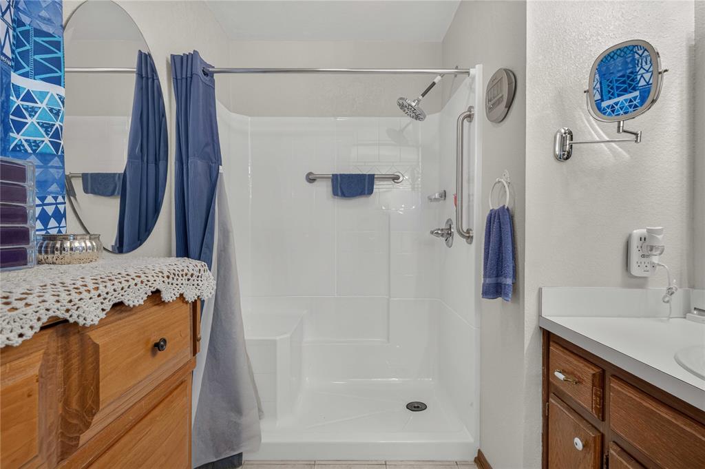 18233 Sierra Lane Property Photo 24