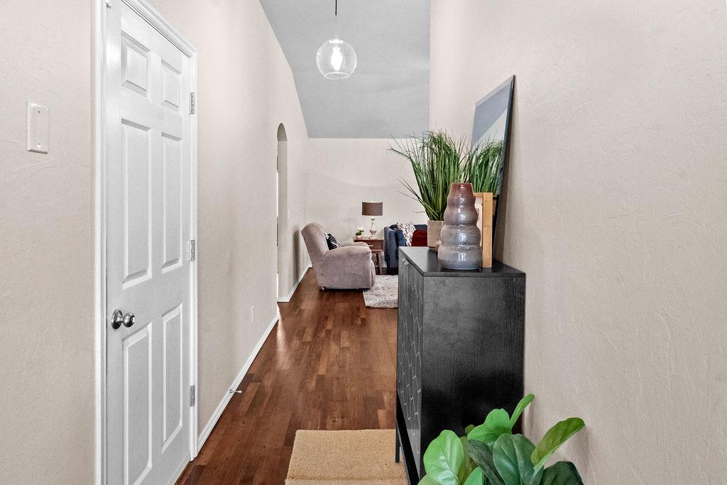 10644 Nw 33rd Street Property Photo 8