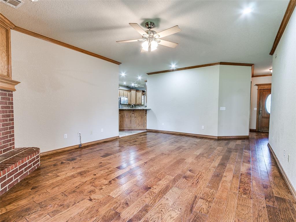 15144 Scottsdale Crossing Property Photo 4