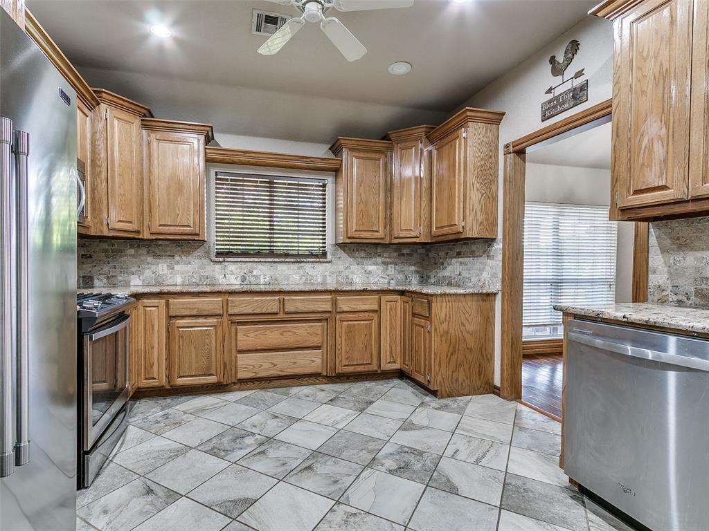 15144 Scottsdale Crossing Property Photo 6