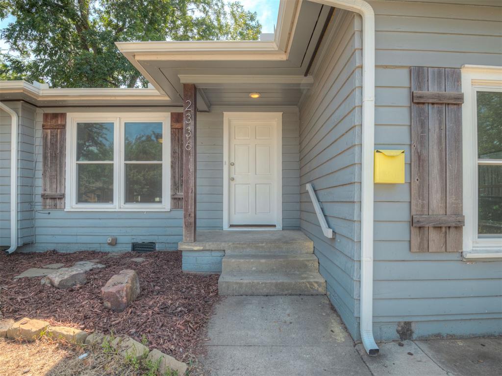2336 Westlawn Place Property Photo 3