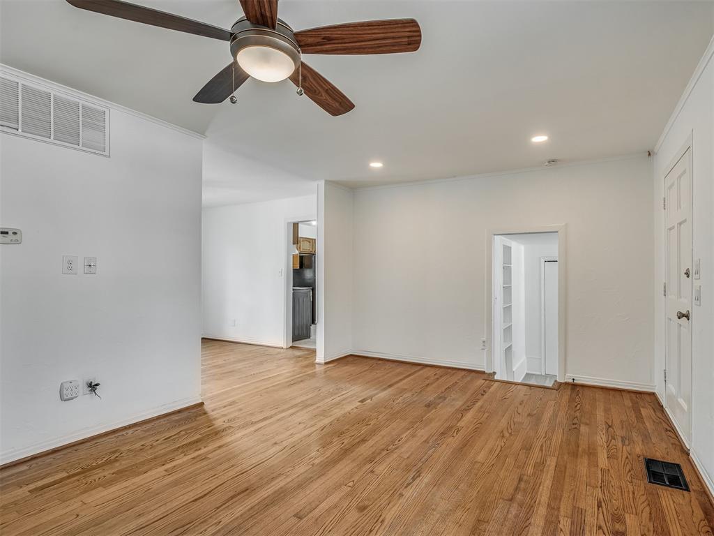 2336 Westlawn Place Property Photo 8