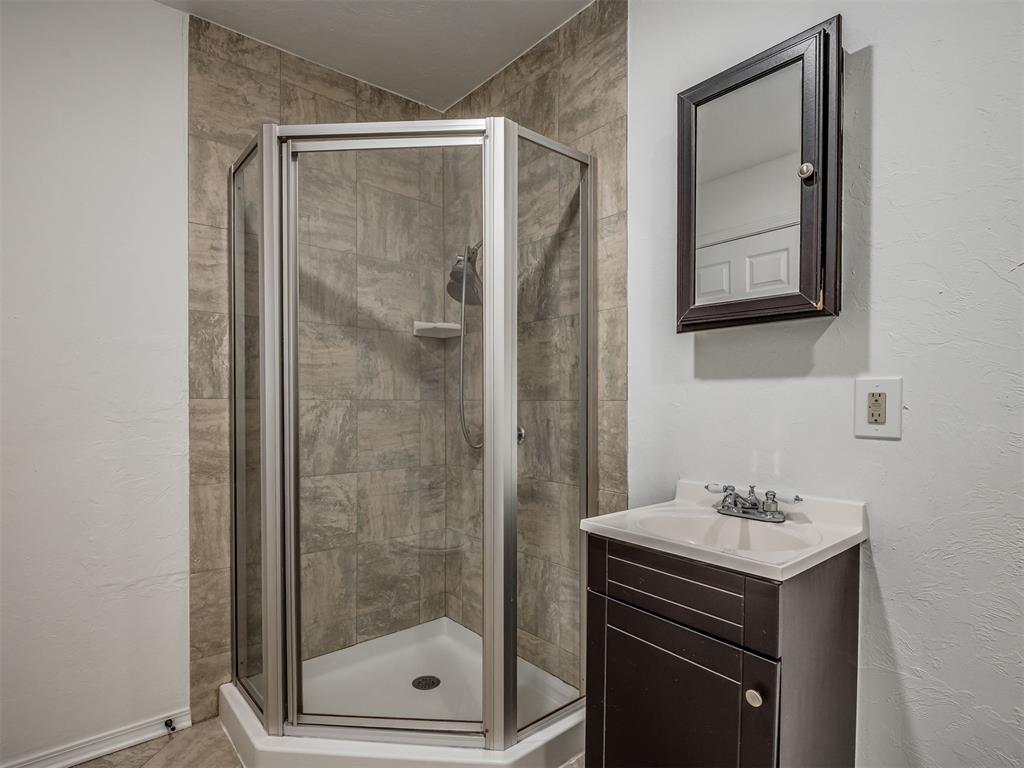 2336 Westlawn Place Property Photo 28