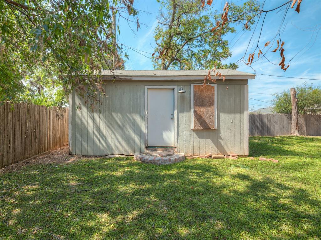 2336 Westlawn Place Property Photo 33