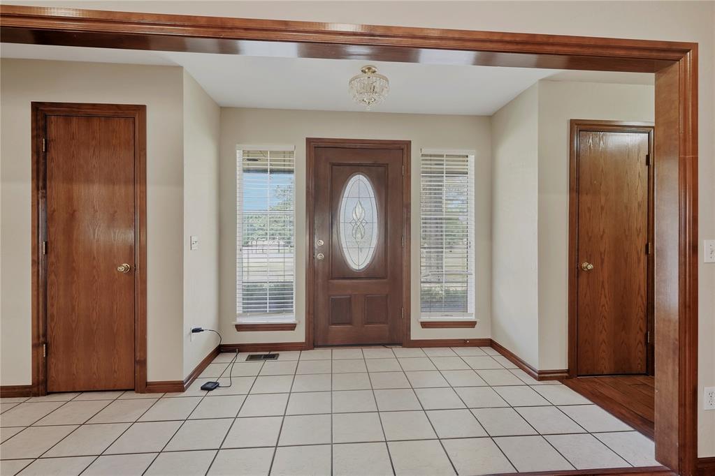 670 Choctaw Vista West Property Photo 7