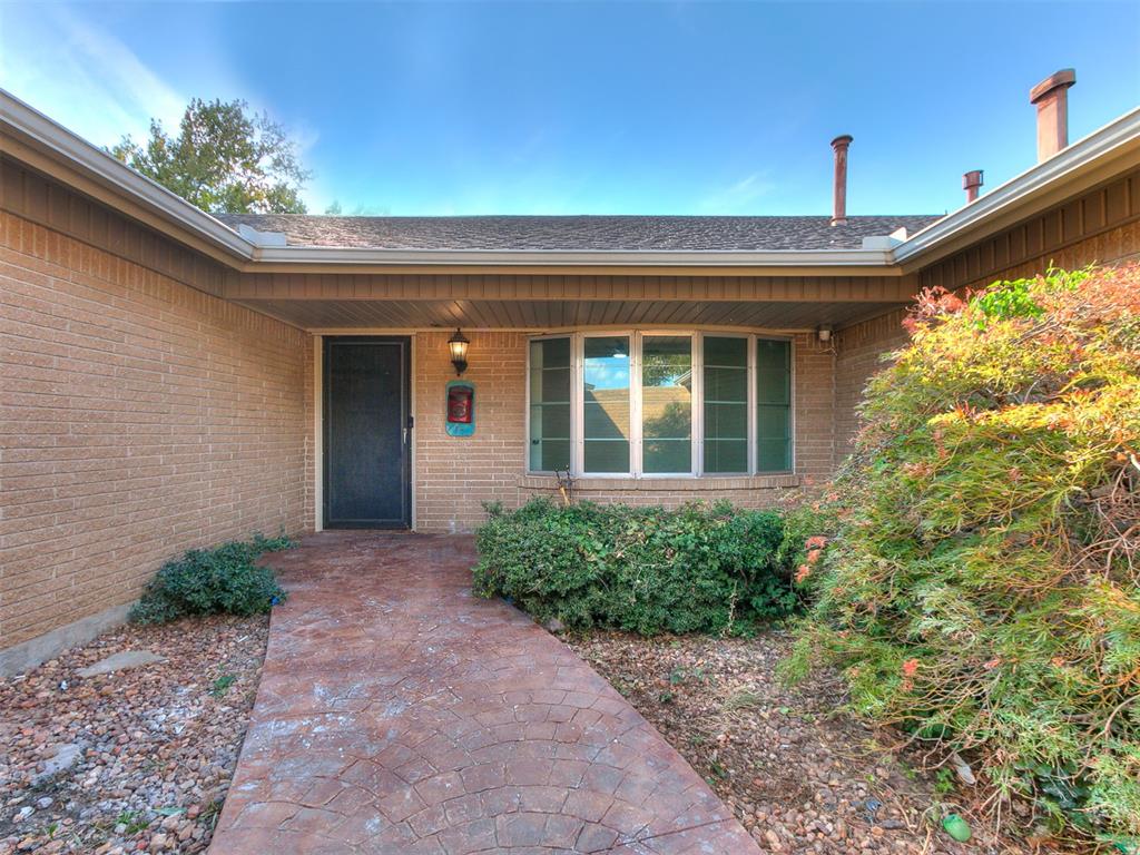 3629 N Ridgewood Drive Property Photo 4