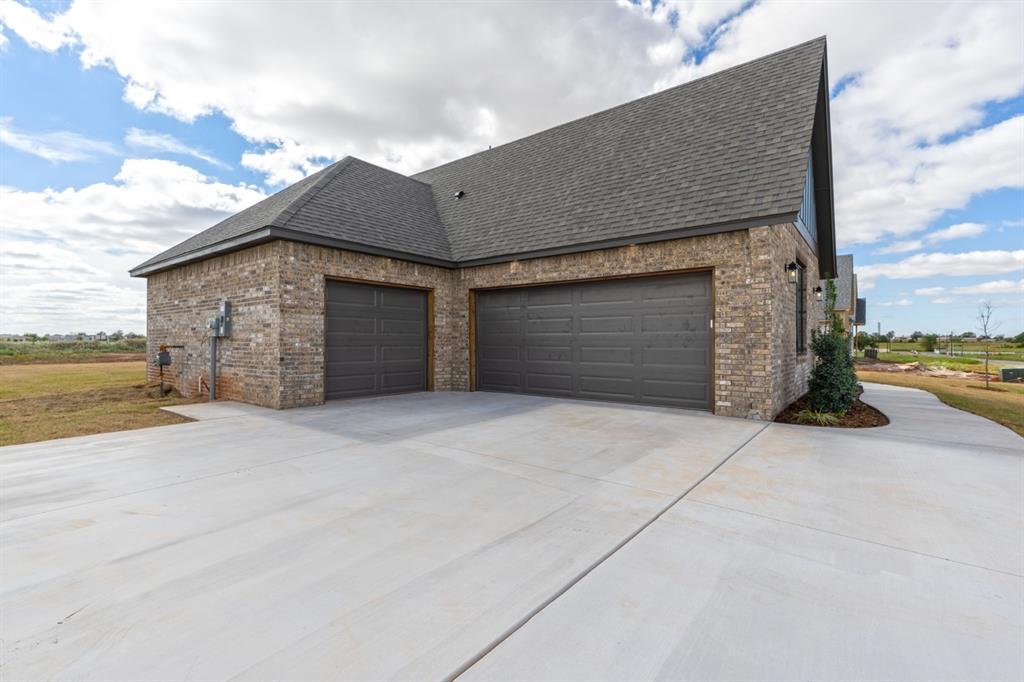 19481 Cashion Lakes Drive Property Photo 49