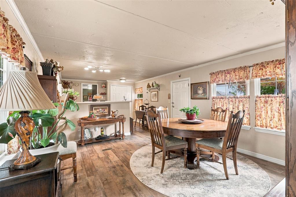 22632 James Avenue Property Photo 13