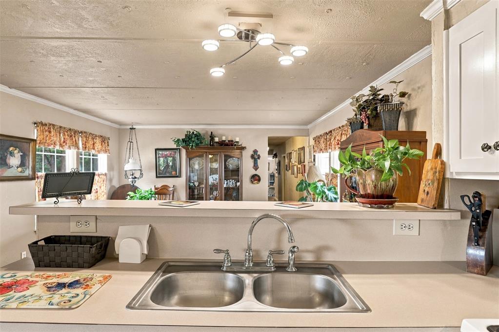 22632 James Avenue Property Photo 17