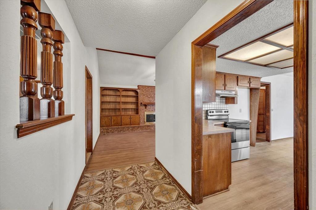 7813 Ambassador Road Property Photo 5