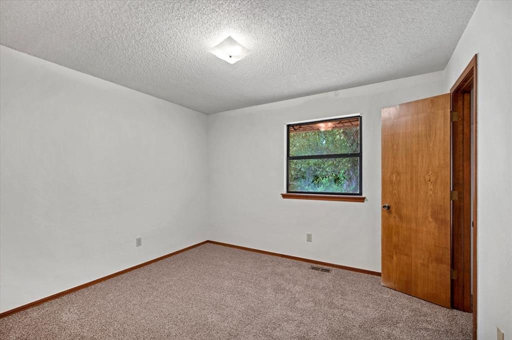 7813 Ambassador Road Property Photo 16
