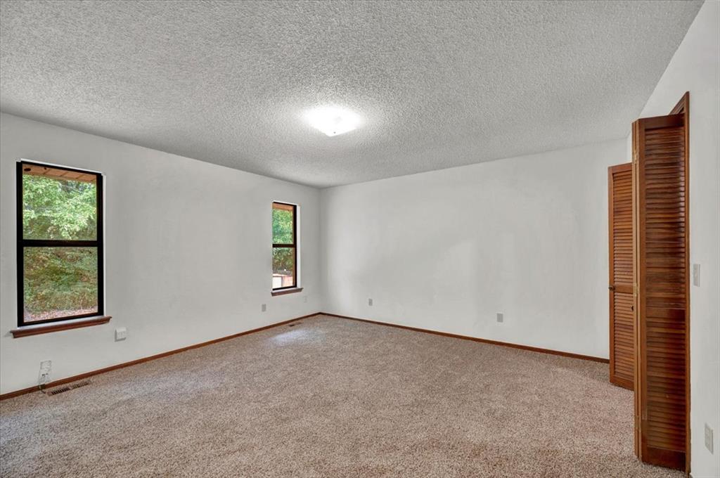 7813 Ambassador Road Property Photo 24