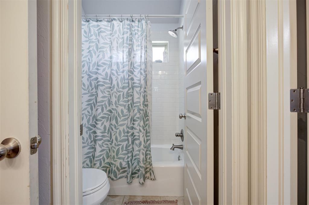 717 Falling Sky Drive Property Photo 39