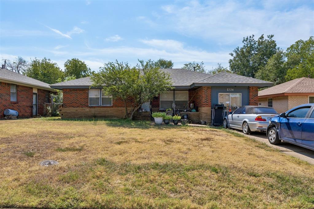 1224 NE 44th Street Property Photo 1