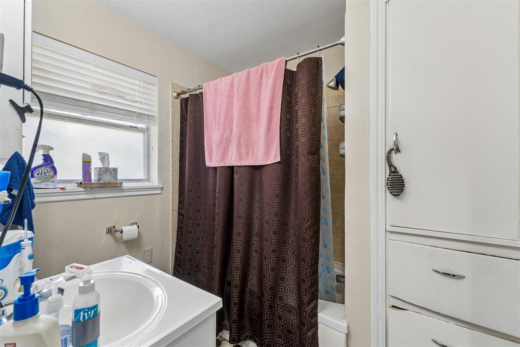 1224 Ne 44th Street Property Photo 21