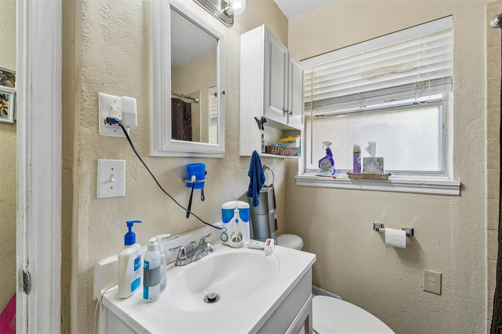 1224 Ne 44th Street Property Photo 22