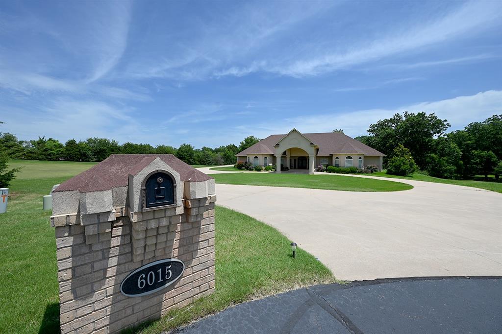 6015 N Chateau Court Property Photo 3